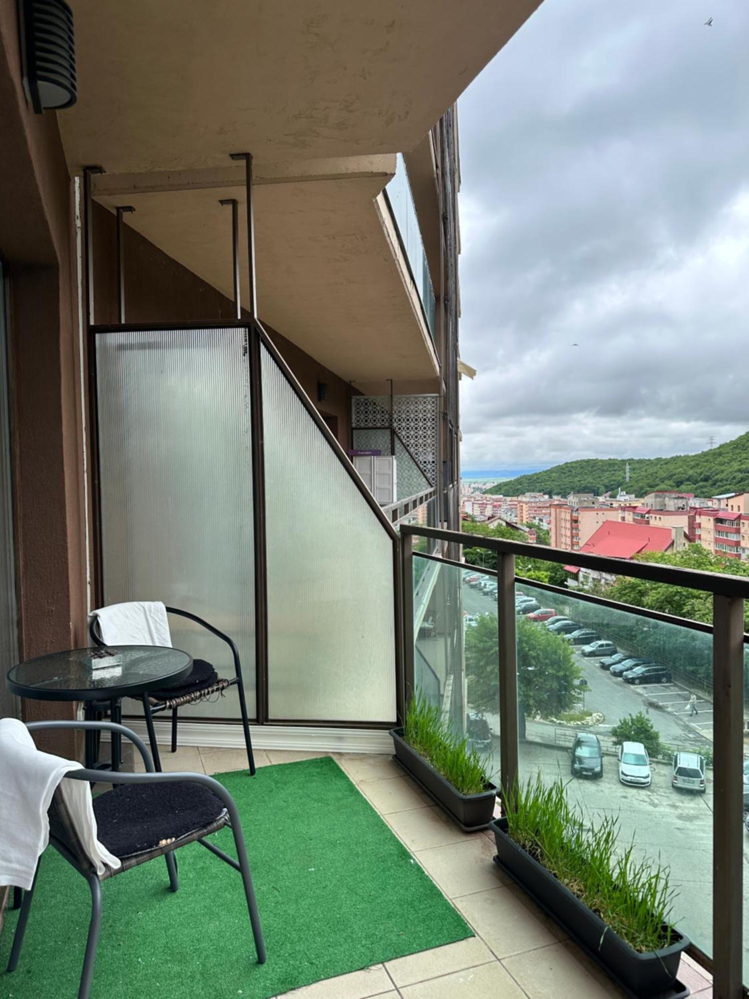 Silvelen Mountain View Apartment Брашов Екстериор снимка